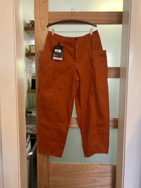 NWT Finisterre Croft barrel pant, color copper, size 32 Long